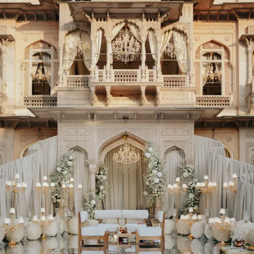 How to Incorporate Your Family's Story Into Your Wedding